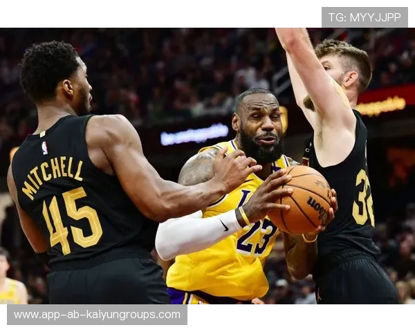 湖人防守漏洞巨大