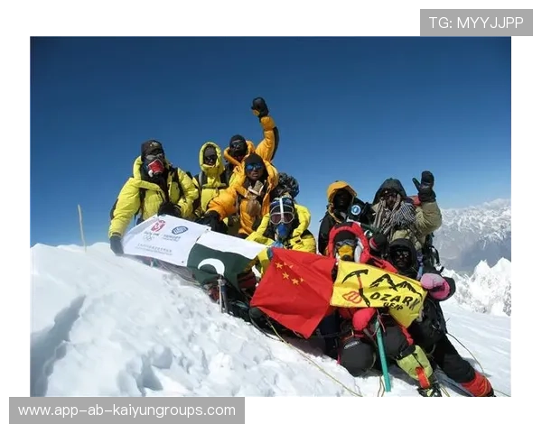 世界登山青年生态志愿行总结:环保教育成果显现,青少年登山活动 世界登山青年生态志愿行总结:环保教育成果显现,青少年登山活动